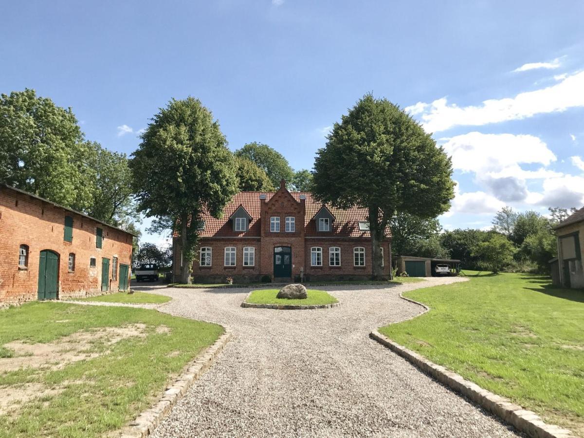 Apartment With Garden In Luebberstorf Lubberstorf Zewnętrze zdjęcie